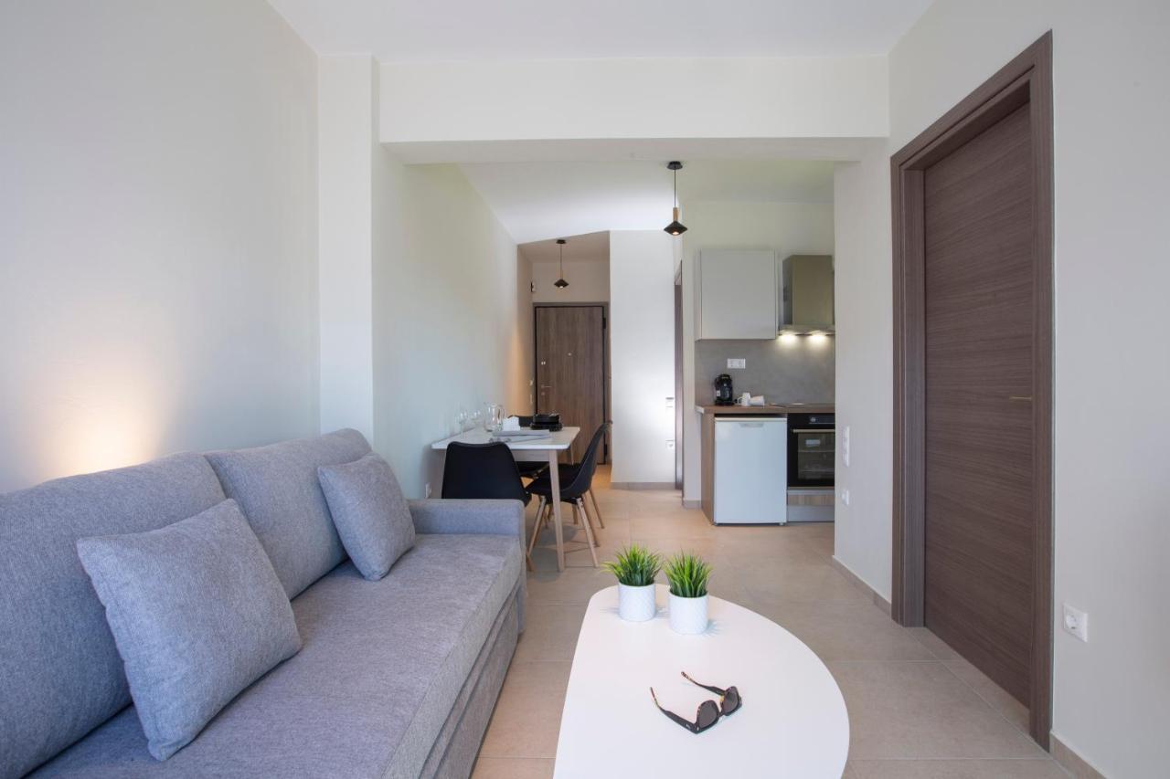 Amelie'S Luxe Apartments Kalligoni Exterior foto